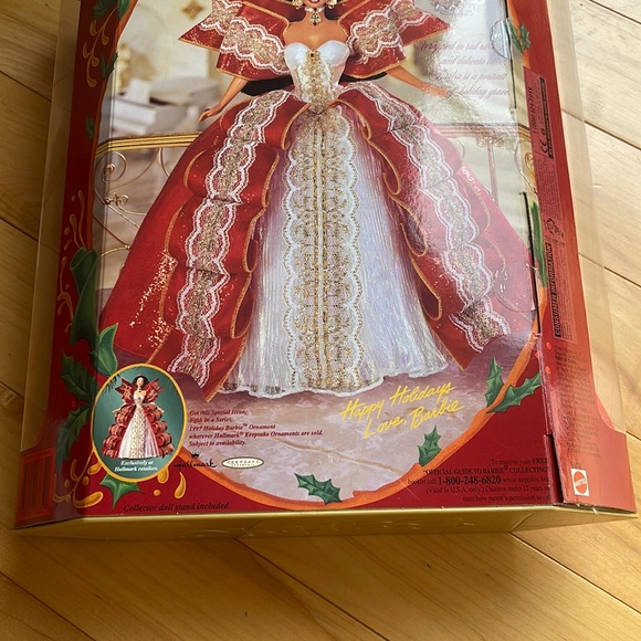 - NRFB Happy Holiday’s Barbie Doll ~ 10th Anniversary 🎄 - Picture 8 of 12